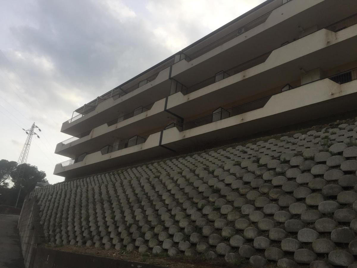 Casa Vacanze, A Due Passi Da Taormina Letojanni Exterior foto